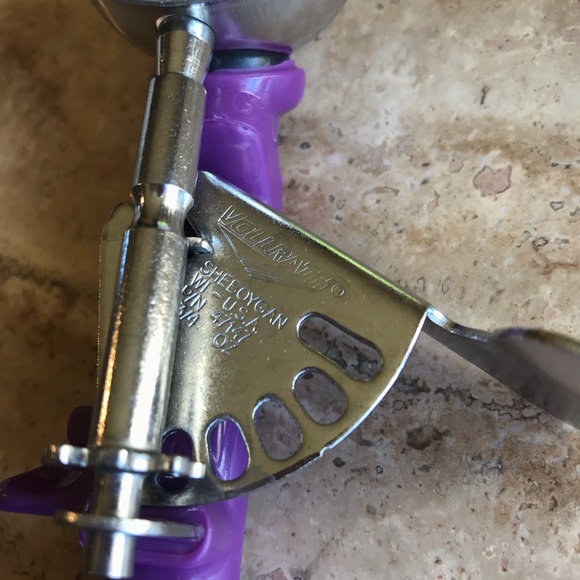 Vollrath 3/4 oz Stainless Steel Disher - Size 40 (Cookie Scoop) - Picture 5 of 7